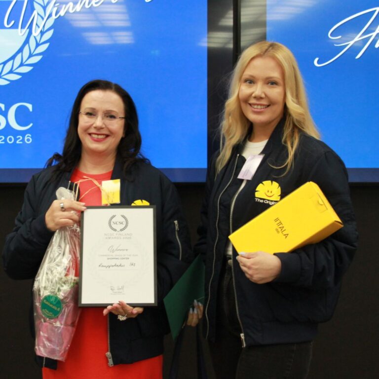 ITIS team with their award for Shopping Center of the Year at the NCSC Finland Awards 2026